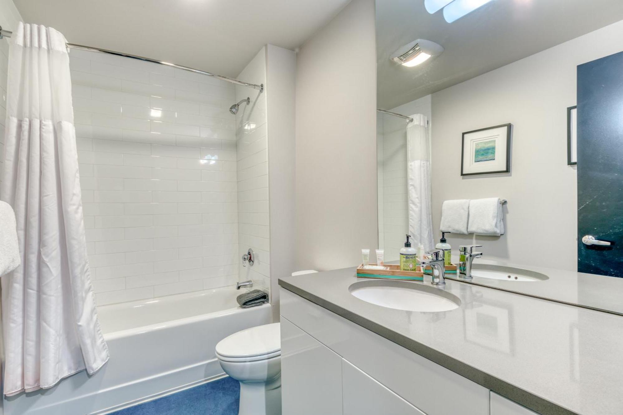 Q21 Condos Portland Chambre photo